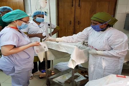 Singapore Doctors Help Bangladesh Hospitals Treat Burn Victims