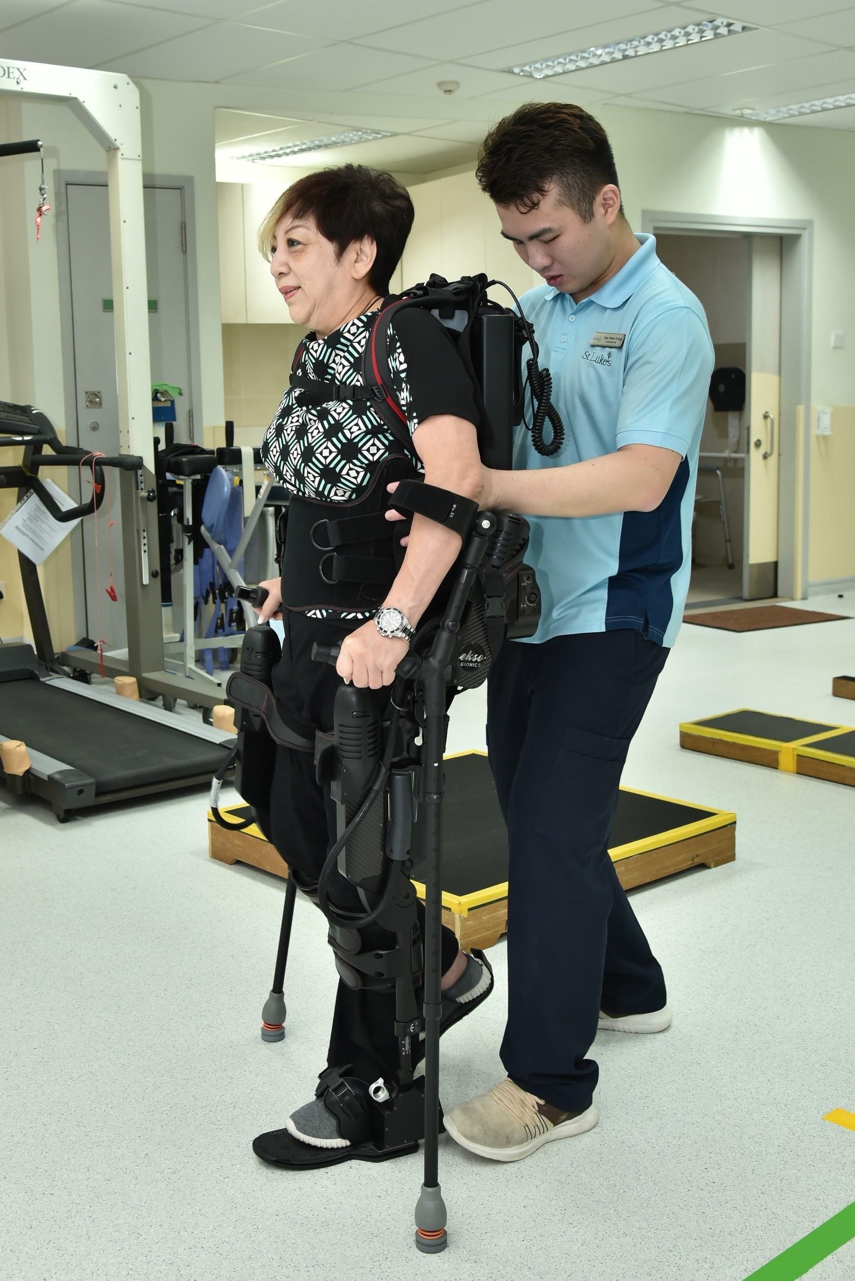 Exoskeleton Technology Used to Improve Rehabilitation Care under the Temasek Foundation — iMOVE Programme
